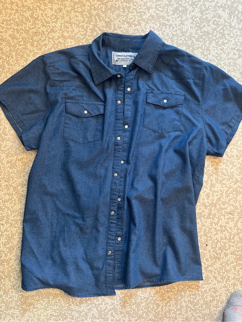 Short-Sleeve Denim Button-Down Shirt - Blue